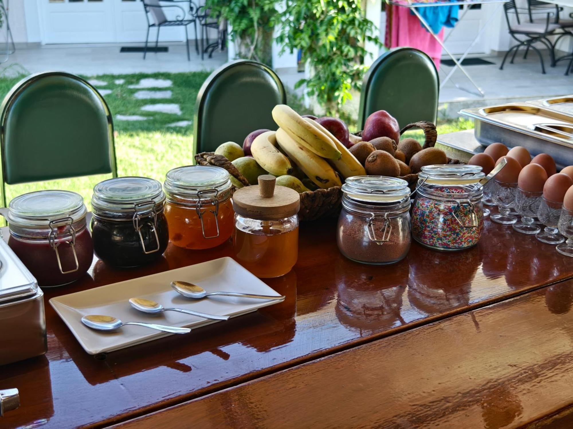Valentino Corfu Aparthotel Ипсос Екстериор снимка